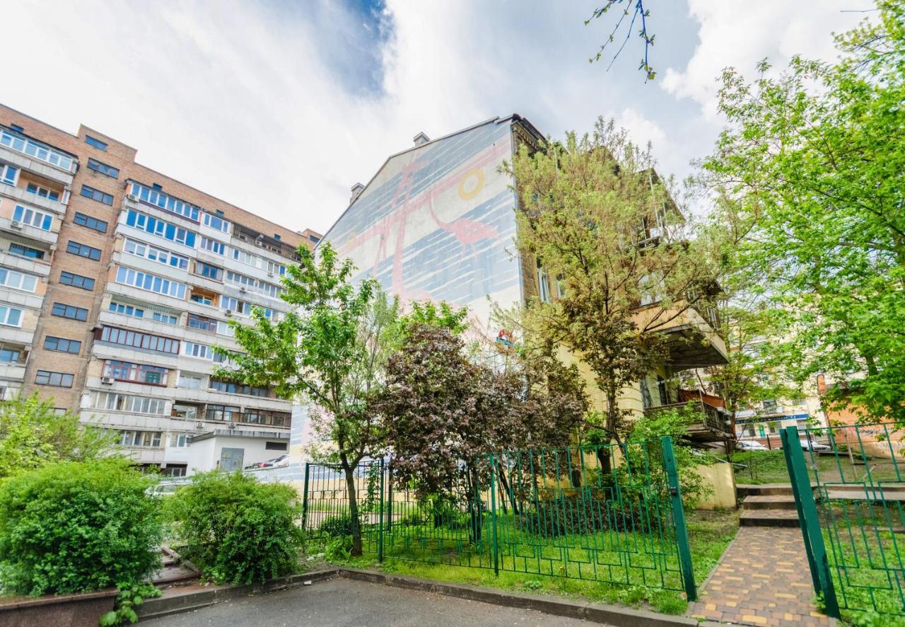 Underground Hostel Kiev Exterior foto